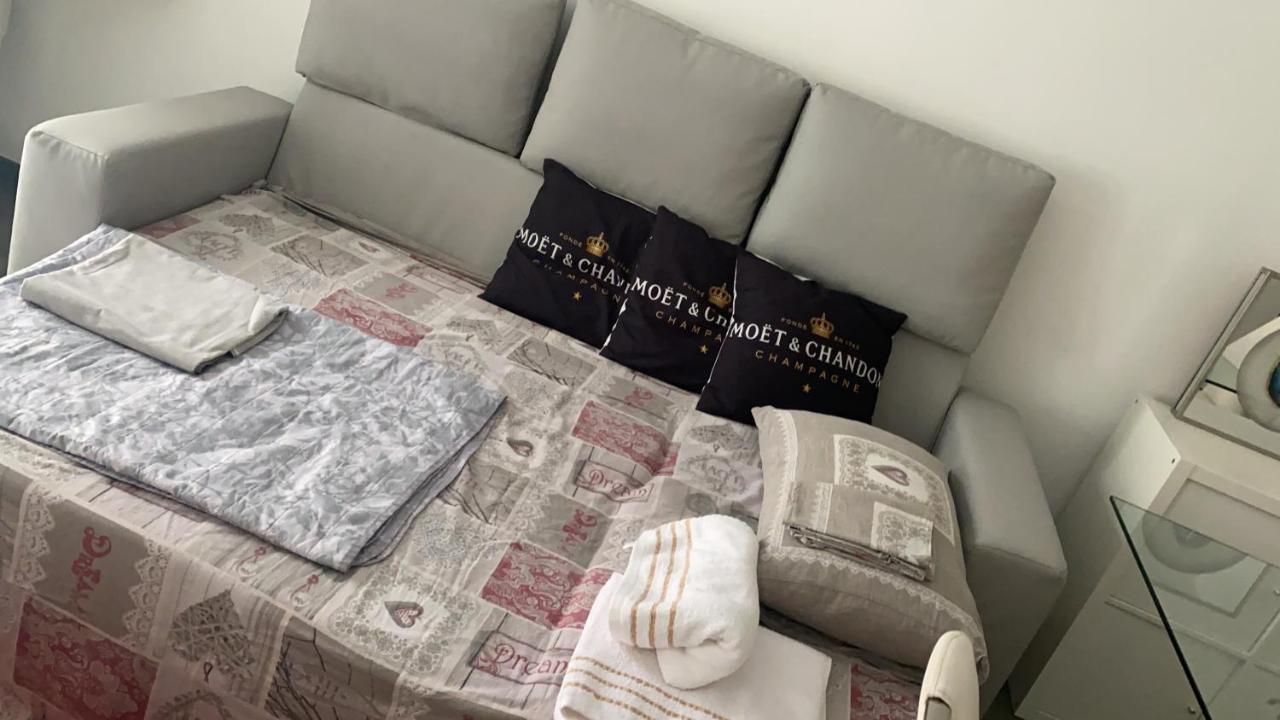 Decoluxe !Apartamento Con 1 Camera Da Letto , In Zona San Paolo , Via Martiniana Torino Exterior foto