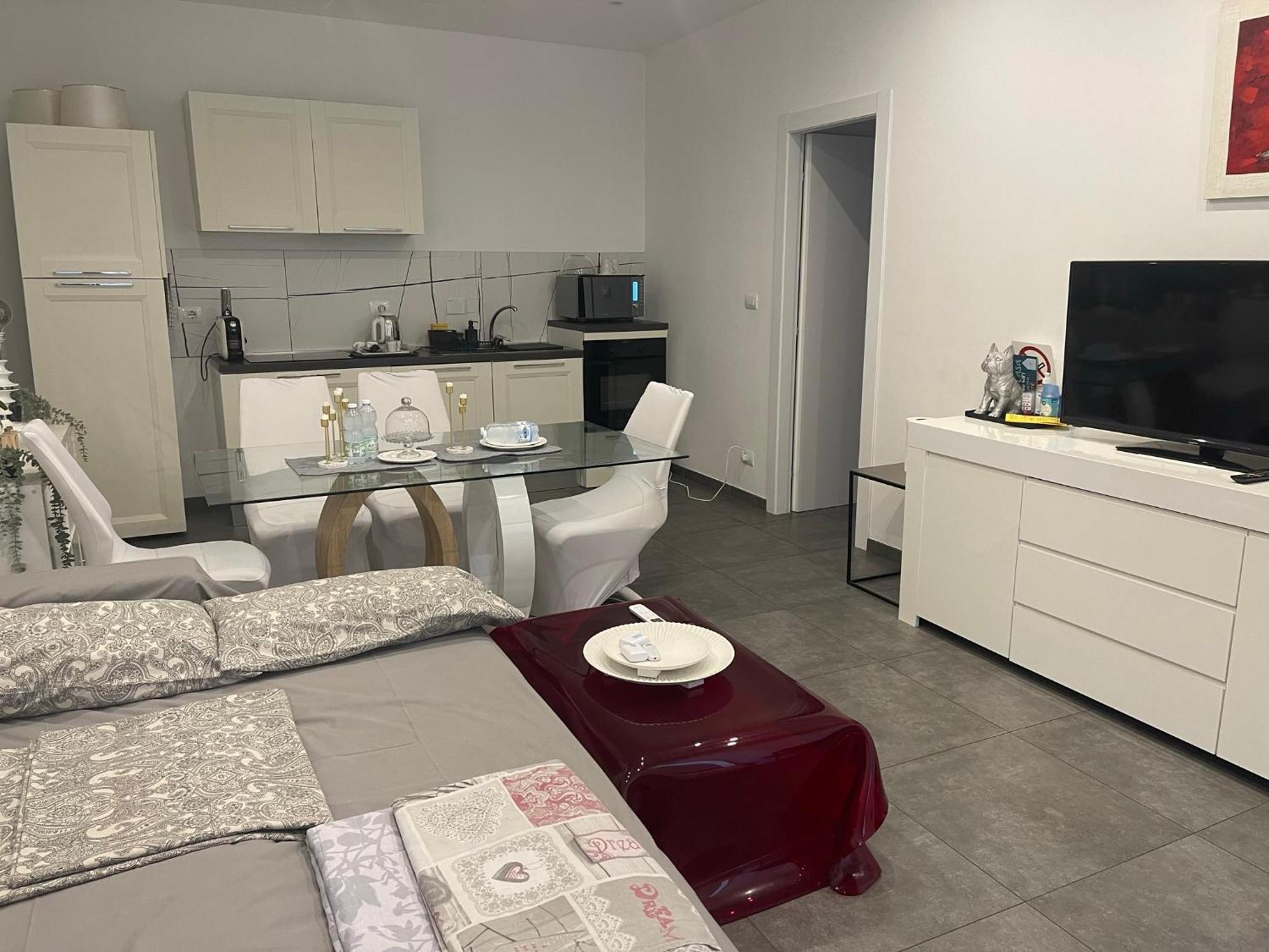 Decoluxe !Apartamento Con 1 Camera Da Letto , In Zona San Paolo , Via Martiniana Torino Exterior foto